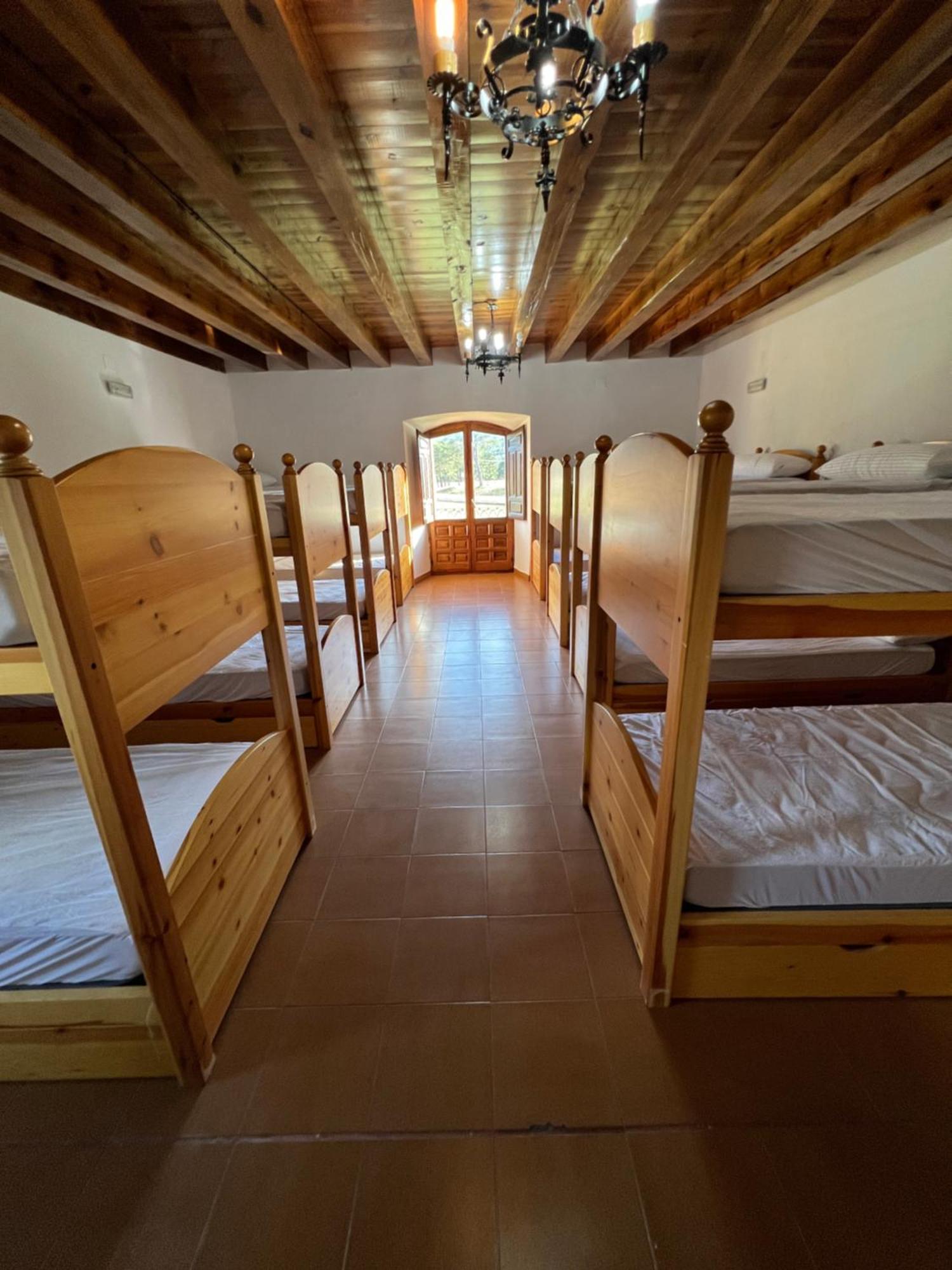 Albergue Pinares - La Casona De Revenga Regumiel de la Sierra Exterior foto