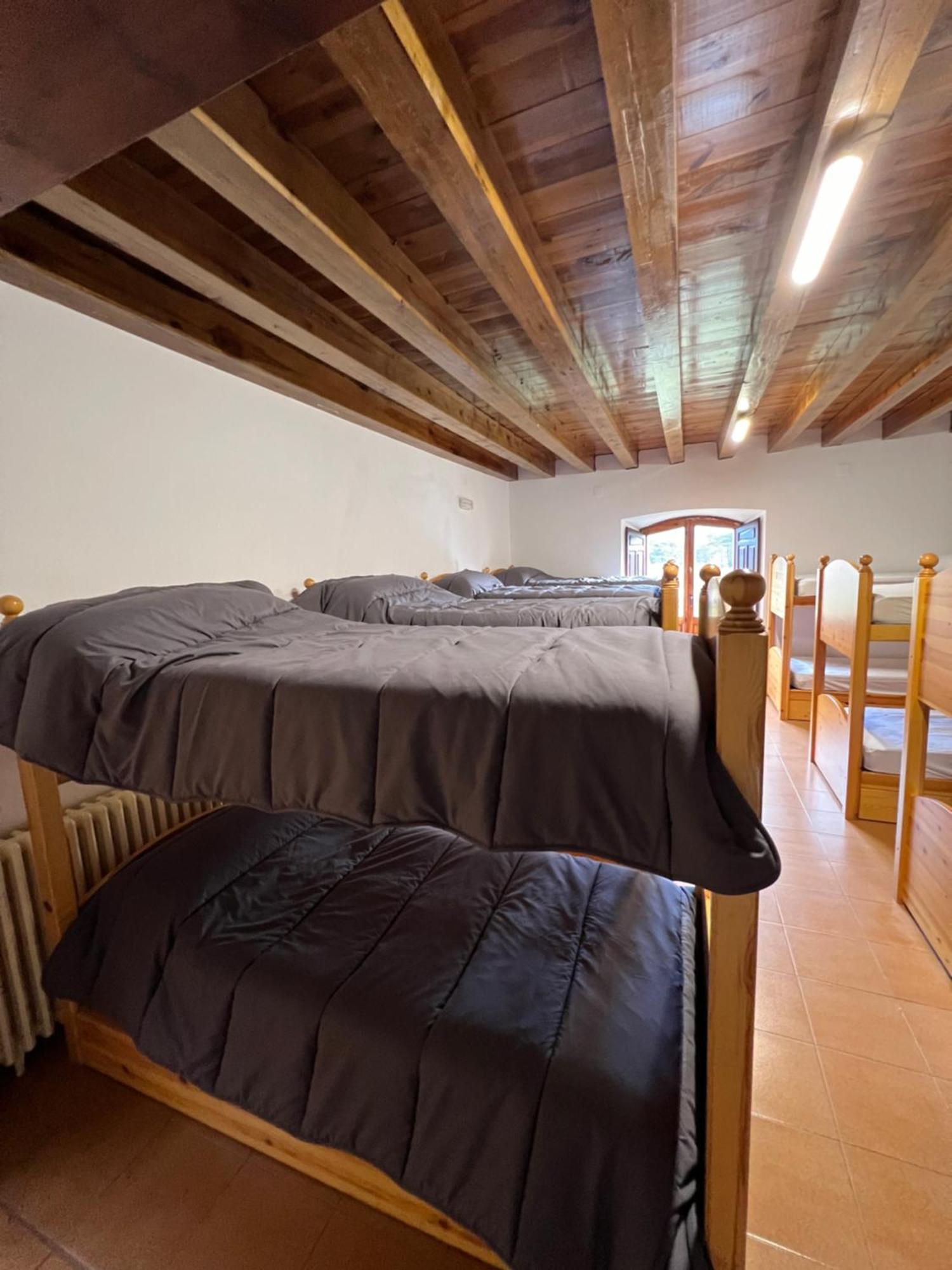 Albergue Pinares - La Casona De Revenga Regumiel de la Sierra Exterior foto